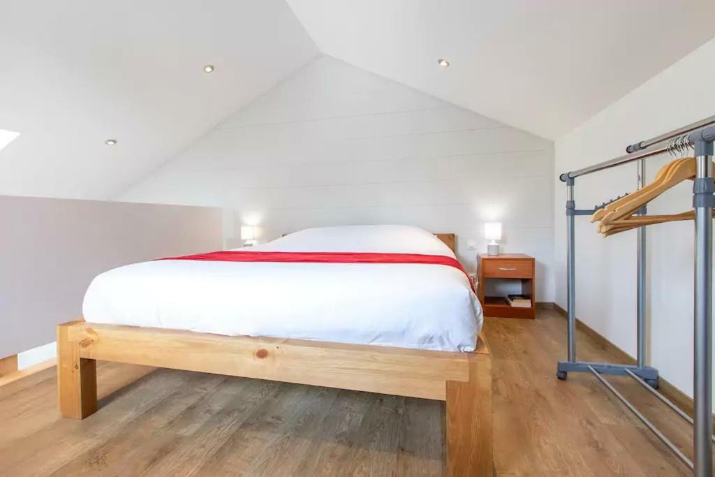Domaine Des Ecuries - Appartements Meubles A Talloires Zewnętrze zdjęcie